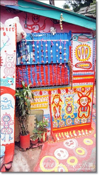 台中彩虹眷村：【台中/南屯】童話巷弄裡發現~彩虹眷村