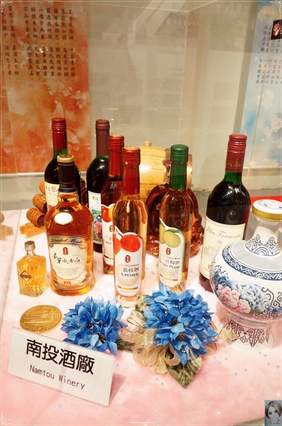 台中文化創意產業園區：[台中追五月天小旅行]台中 酒文化館~讓人大飽眼福的酒國之姿
