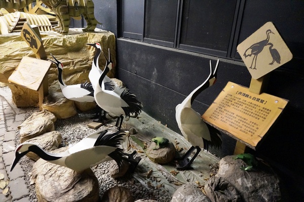 紙箱王創意園區 大坑店：台中大坑- 紙箱王 :  被紙箱包圍的世界! ~用餐分享~