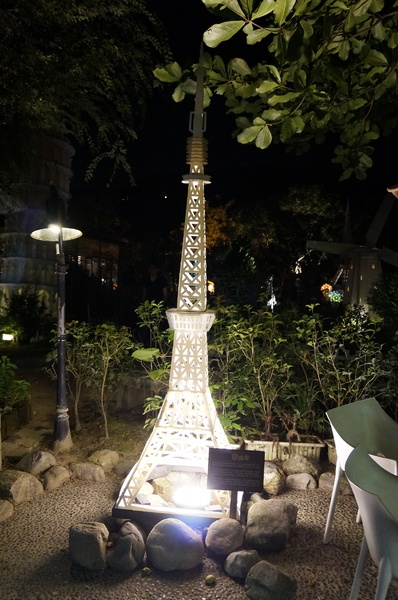 紙箱王創意園區 大坑店：台中大坑- 紙箱王 :  被紙箱包圍的世界! ~用餐分享~