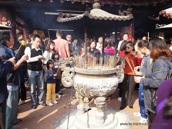 紫南宮：【景點】南投竹山-紫南宮 : 有錢沒錢,求個發財金好過年？! 七星級廁所與求金前後不為人知的祕密？