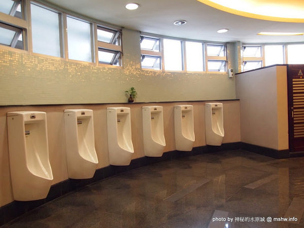 紫南宮：【景點】南投竹山-紫南宮 : 有錢沒錢,求個發財金好過年？! 七星級廁所與求金前後不為人知的祕密？