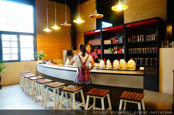 南投魚池埔里景點 廖鄉長紅茶故事館 夢幻歐式莊園