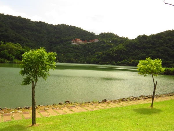 梅花湖：彷彿置身世外桃源的仙境【宜蘭/梅花湖】