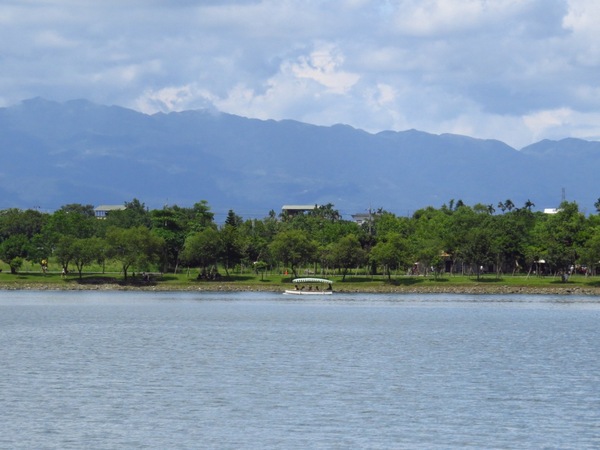 梅花湖：彷彿置身世外桃源的仙境【宜蘭/梅花湖】