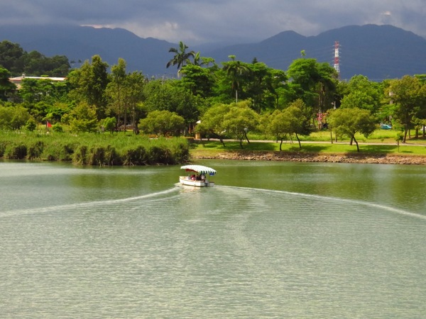 梅花湖：彷彿置身世外桃源的仙境【宜蘭/梅花湖】