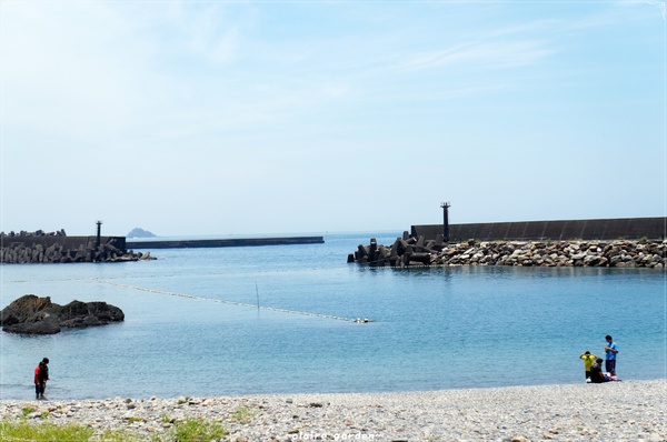 豆腐岬：宜蘭  豆腐岬~藍天海景就是美麗啊