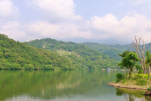 龍潭湖：宜蘭-讓人身心靈放鬆龍潭湖.悠閒走走去~