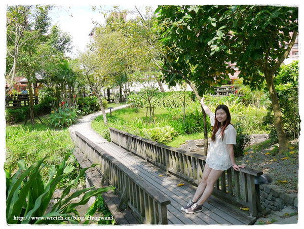 湯圍溝礁溪溫泉公園(WuanChuanGo Park)：[宜蘭‧礁溪] 湯圍溝溫泉公園 --- 溫泉魚咬咬初體驗，擺脫厚重腳皮，迎接光滑的腳ㄚ兒吧 ~