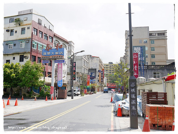 湯圍溝礁溪溫泉公園(WuanChuanGo Park)：[宜蘭‧礁溪] 湯圍溝溫泉公園 --- 溫泉魚咬咬初體驗，擺脫厚重腳皮，迎接光滑的腳ㄚ兒吧 ~
