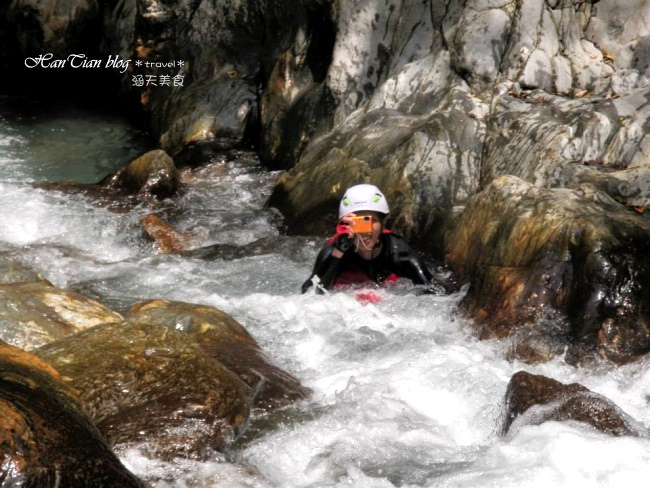 1001219_638722659474275_1746199818_n