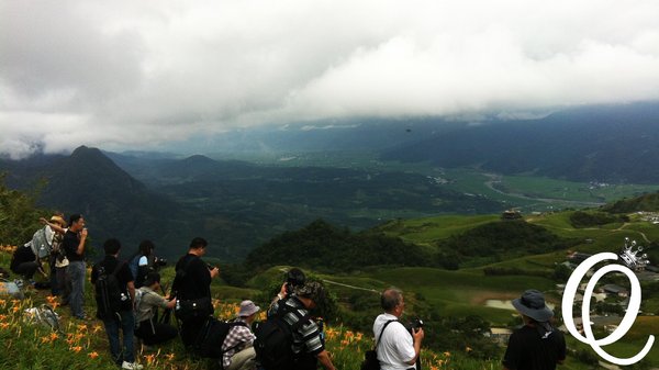 六十石山：花蓮．六十石山．與一億朵金針花海相遇