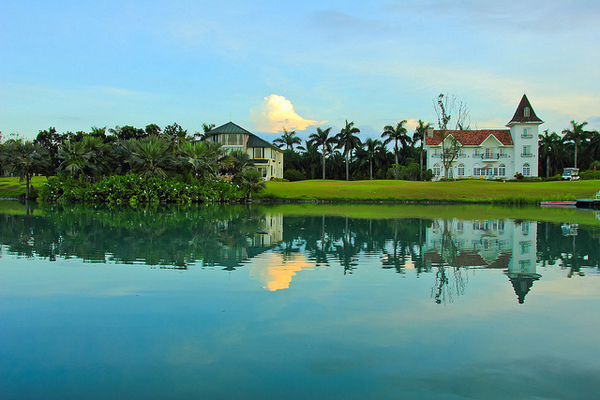 雲山水生態農莊：[遊記]【花蓮壽豐鄉】雲山水生態農莊。 絕美夢幻湖反霞光美景