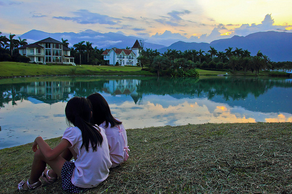 雲山水生態農莊：[遊記]【花蓮壽豐鄉】雲山水生態農莊。 絕美夢幻湖反霞光美景