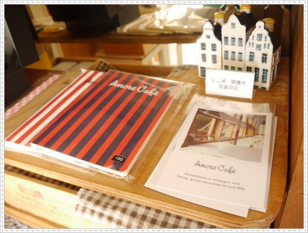 Ancre Cafe安克黑咖啡：【淡水】Ancre café 安克黑咖啡－當甜甜圈烙上了船錨圖案，沒想到好看又好吃呀！