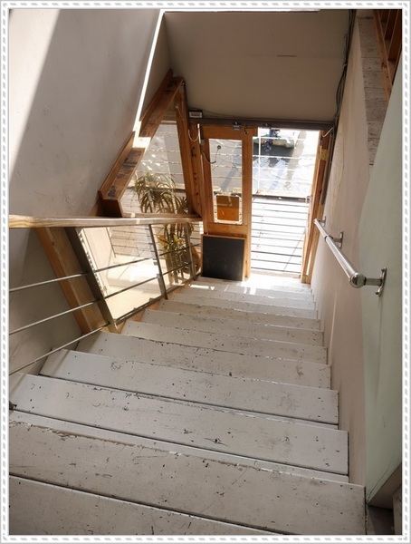 Ancre Cafe安克黑咖啡：【淡水】Ancre café 安克黑咖啡－當甜甜圈烙上了船錨圖案，沒想到好看又好吃呀！