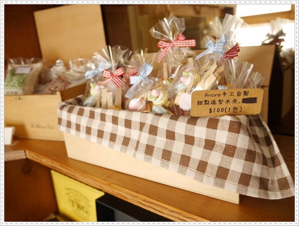 Ancre Cafe安克黑咖啡：【淡水】Ancre café 安克黑咖啡－當甜甜圈烙上了船錨圖案，沒想到好看又好吃呀！