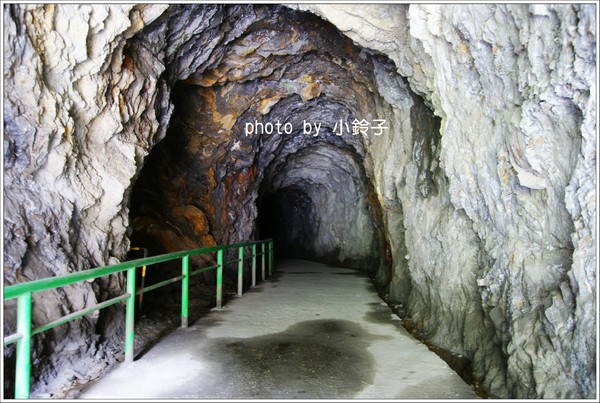 白楊步道：「白楊步道」七彩水簾洞尋找美猴王!!