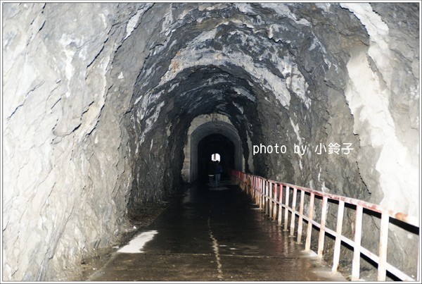 白楊步道：「白楊步道」七彩水簾洞尋找美猴王!!