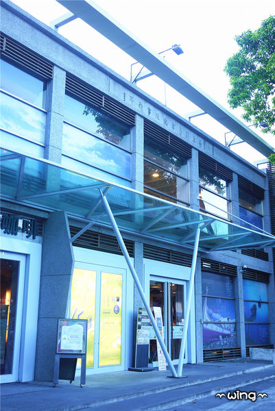 鐵花村：［台東］也有藍曬圖【誠品台東故事館】藍曬廣場。【鐡花村】音樂聚落‧慢市集熱氣球彩繪嘉年華