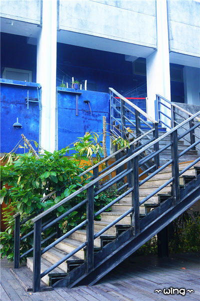 鐵花村：［台東］也有藍曬圖【誠品台東故事館】藍曬廣場。【鐡花村】音樂聚落‧慢市集熱氣球彩繪嘉年華