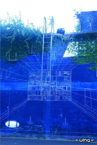 鐵花村：［台東］也有藍曬圖【誠品台東故事館】藍曬廣場。【鐡花村】音樂聚落‧慢市集熱氣球彩繪嘉年華