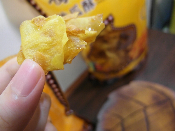 蕃薯伯楊記家傳地瓜酥:【團購/台東超夯伴手禮】傳承五十年載!蕃薯伯(楊記家傳地瓜酥) 地瓜酥&芋頭酥&地瓜蜜