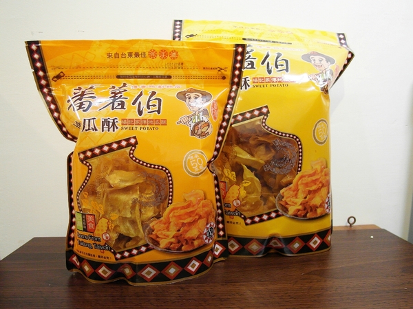 蕃薯伯楊記家傳地瓜酥:【團購/台東超夯伴手禮】傳承五十年載!蕃薯伯(楊記家傳地瓜酥) 地瓜酥&芋頭酥&地瓜蜜