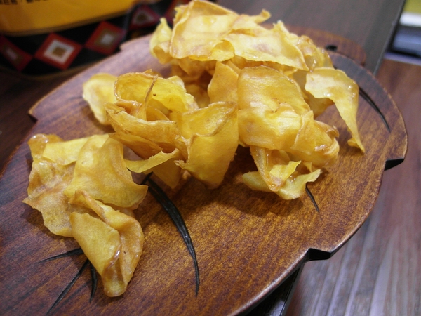 蕃薯伯楊記家傳地瓜酥:【團購/台東超夯伴手禮】傳承五十年載!蕃薯伯(楊記家傳地瓜酥) 地瓜酥&芋頭酥&地瓜蜜