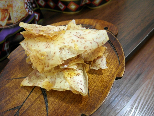 蕃薯伯楊記家傳地瓜酥:【團購/台東超夯伴手禮】傳承五十年載!蕃薯伯(楊記家傳地瓜酥) 地瓜酥&芋頭酥&地瓜蜜