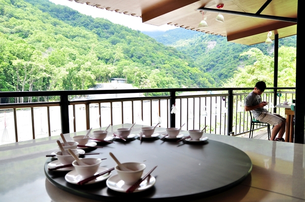 知本森林遊樂園區:【台東小旅行邀約】知本、樂山、東遊季一日遊