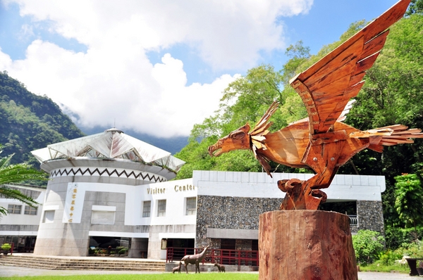 知本森林遊樂園區:【台東小旅行邀約】知本、樂山、東遊季一日遊