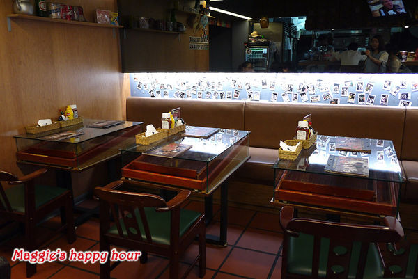 Aniki Burger：【Aniki阿尼基美式餐廳】平價美式料理。漢堡。早午餐。義大利麵。燉飯