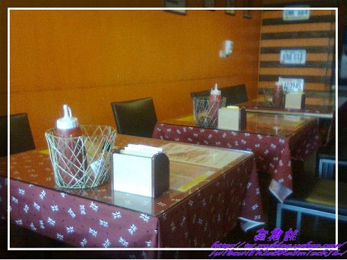 Feed Me美式餐廳:(高雄楠梓區)Feed Me美式餐廳