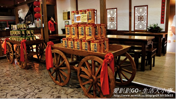 宜蘭餅發明館：【宜蘭/蘇澳】有看過超大的牛舌餅跟宜蘭餅嗎？？