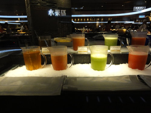 海港餐廳漢神巨蛋5樓:全國最大的自助餐廳 - 漢神巨蛋海港餐廳