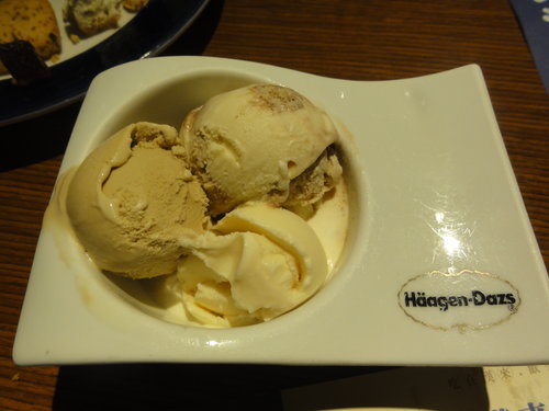 海港餐廳漢神巨蛋5樓:全國最大的自助餐廳 - 漢神巨蛋海港餐廳