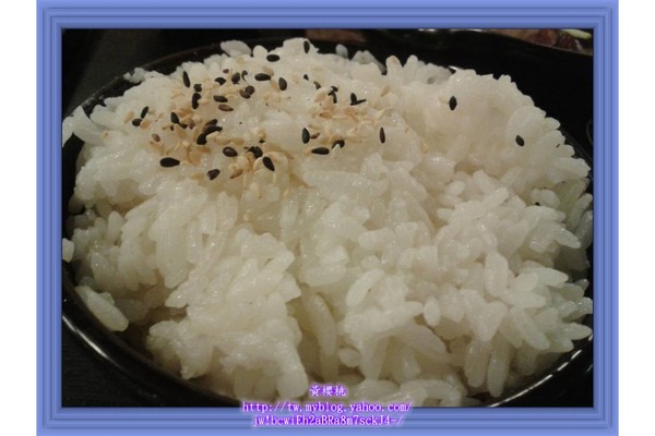 艾妮塔養生素食(新光三越左營店):(高雄左營區)艾妮塔養生素食/新光三越左營店~二訪