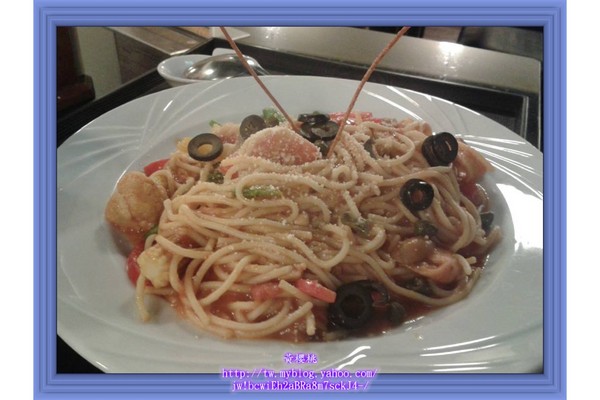 艾妮塔養生素食(新光三越左營店):(高雄左營區)艾妮塔養生素食/新光三越左營店~二訪