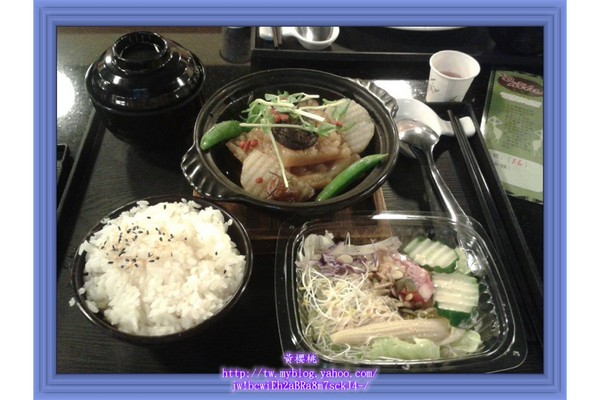 艾妮塔養生素食(新光三越左營店):(高雄左營區)艾妮塔養生素食/新光三越左營店~二訪