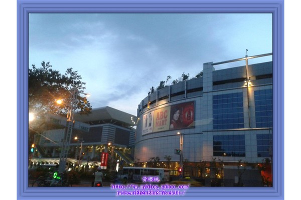 艾妮塔養生素食(新光三越左營店):(高雄左營區)艾妮塔養生素食/新光三越左營店~二訪