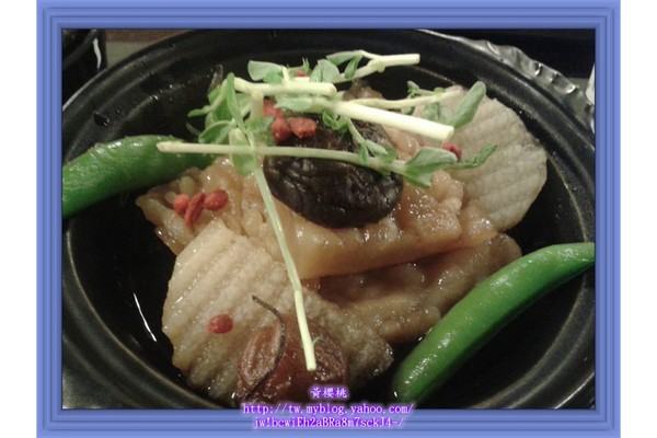 艾妮塔養生素食(新光三越左營店):(高雄左營區)艾妮塔養生素食/新光三越左營店~二訪