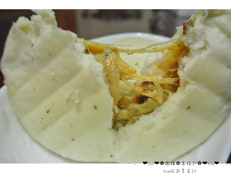 犒吆包:【食記-團購】oO。高雄 旗津渡船頭 犒吆包 高雄包子饅頭團購 有看過把麻婆豆腐和起士牛肉包進包子裡嘛?!沒有就遜了~。o○。