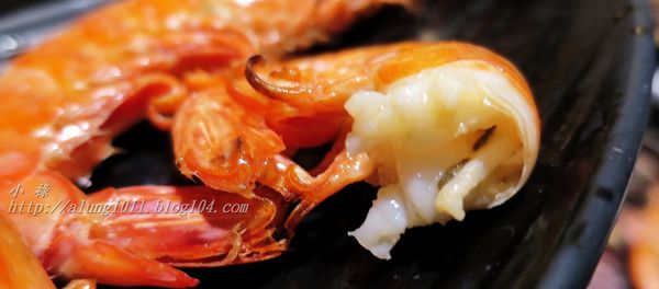 七輪燒肉本舖(巨蛋店)：融合日韓料理風格     ..七輪燒肉本舖(巨蛋店)