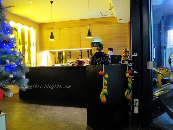 七輪燒肉本舖(巨蛋店)：融合日韓料理風格     ..七輪燒肉本舖(巨蛋店)