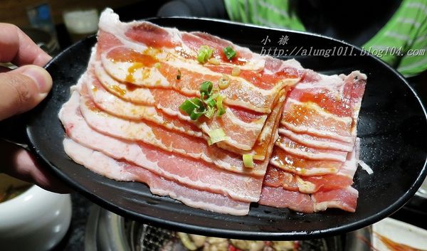 七輪燒肉本舖(巨蛋店)：融合日韓料理風格     ..七輪燒肉本舖(巨蛋店)