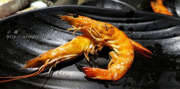 七輪燒肉本舖(巨蛋店)：融合日韓料理風格     ..七輪燒肉本舖(巨蛋店)