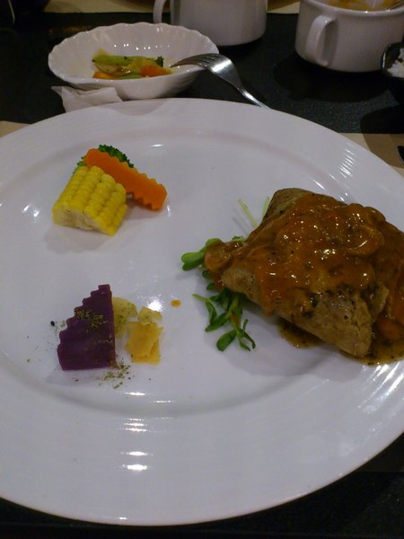 東風新意蔬食餐廳：[高雄][美食]東風新意蔬食餐廳~有機樂活餐廳精選