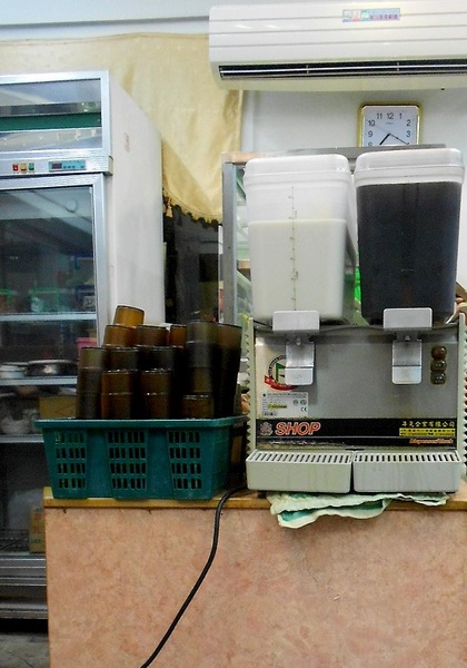 羅師傅麵食館(本店):羅師傅麵食館-西子灣店