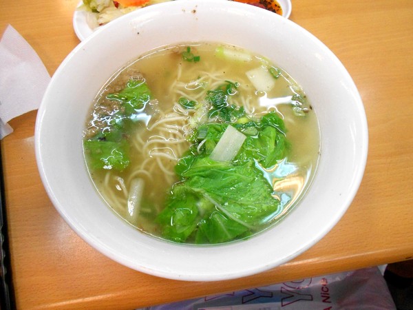 羅師傅麵食館(本店)：羅師傅麵食館-西子灣店